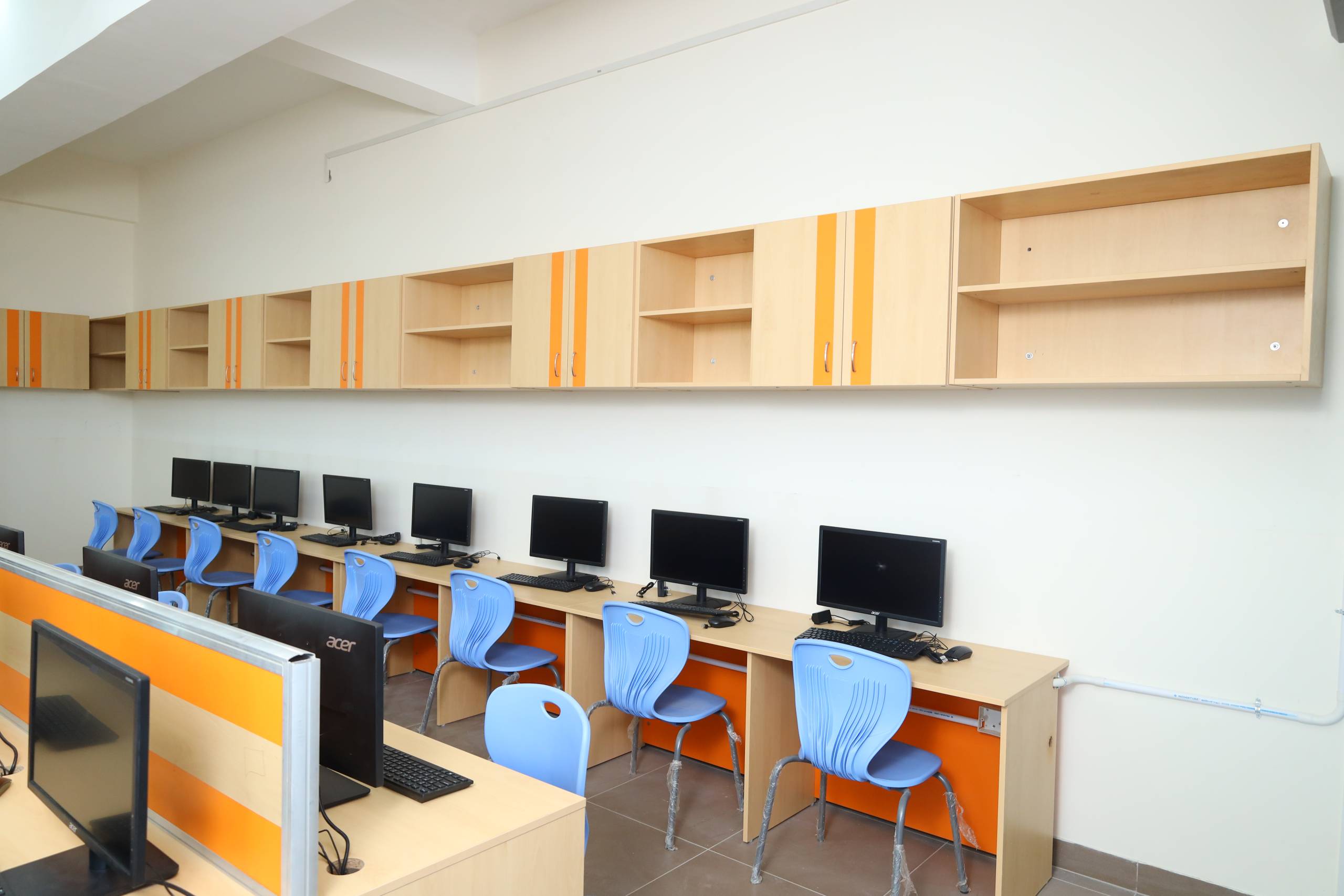 MS Dhoni Global School — classroom